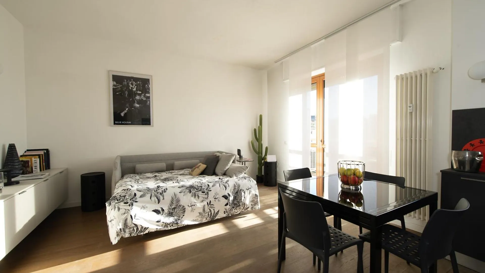 Apartman La Terrazza Vista Duomo, Piscina E Campi Da Tennis Milánó Olaszország
